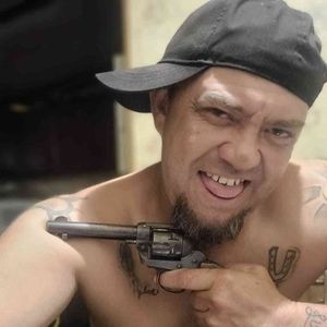 Meet your Posher, Dwayne